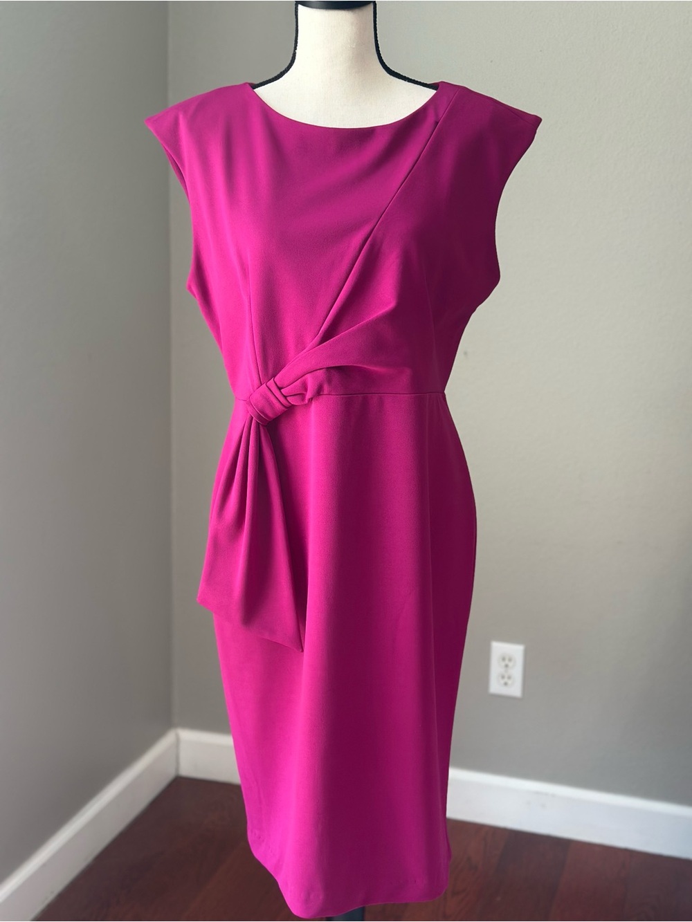 Calvin Klein Fuchsia Knot-Detail Midi Dress